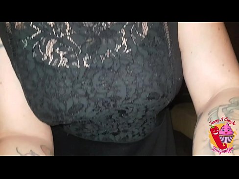 ❤️ Njerka e përdalë i jep atij një blowjob dhe spanjisht ❤️ Video e ndyrë në sq.mysexgamer.ru ❌️❤
