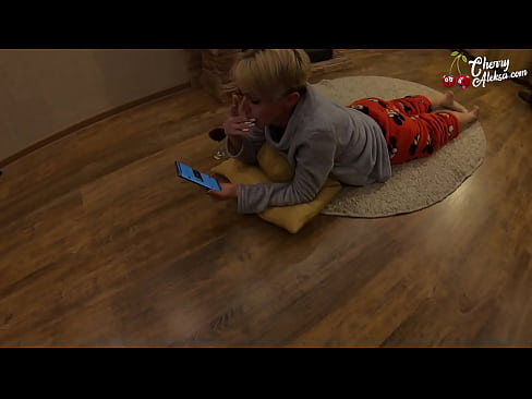 ❤️ Bjonde e çmendur që thith karin e madh që thith dhe kërcen mbi të - seks anal ❤️ Video e ndyrë  në sq.mysexgamer.ru ❌️❤